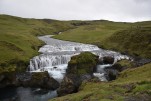 064- J2 (193) en haut de la cascade de Skogafoss