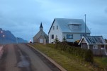 223- J3 (353) arrêt à minuit dans un petit port